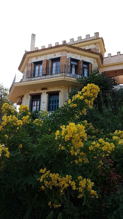 Castello Bellos Tower Keri Exterior photo